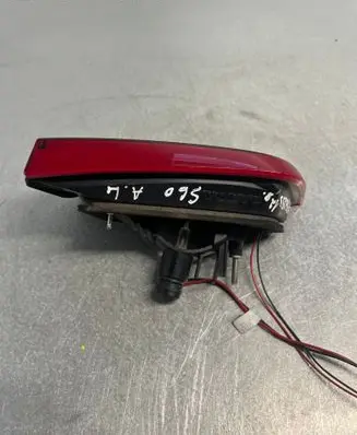 Tailgate rear/tail lights