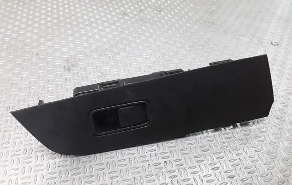 Mazda 6 Electric window control switch GS1D66380