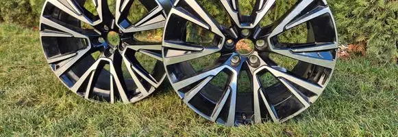 Volvo XC90 R20 alloy rim 32358565