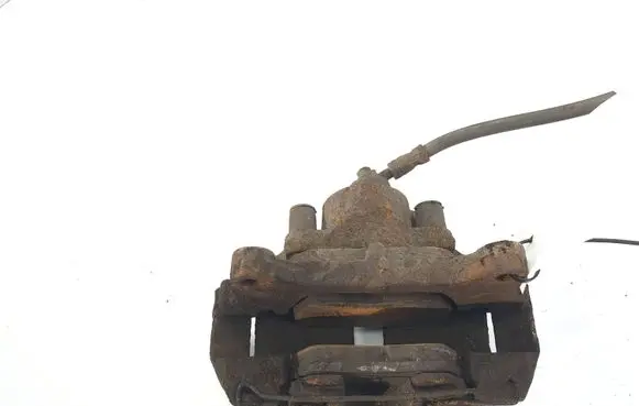 Volkswagen PASSAT B6 Front brake caliper