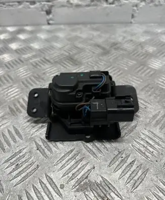 Opel Antara Tailgate/trunk/boot lock/catch/latch 13584872