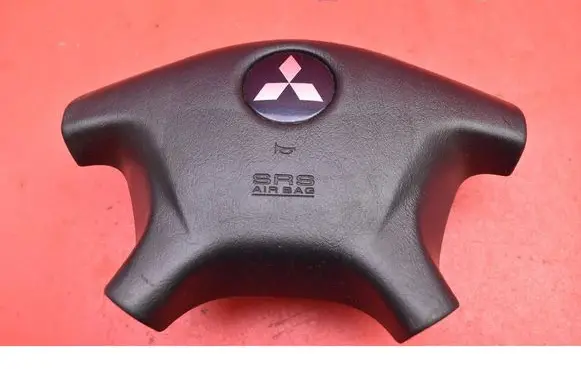 Mitsubishi Outlander Steering wheel airbag