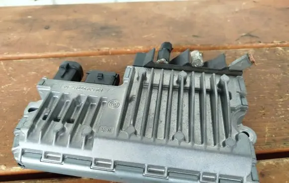 Citroen C3 Start/Stop control module 9675015880