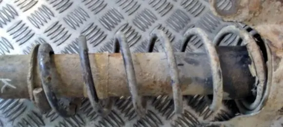 Opel Vectra B Rear coil spring