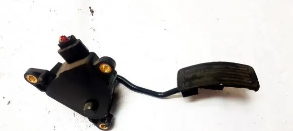 Nissan Qashqai+2 Accelerator throttle pedal 2598A10380
