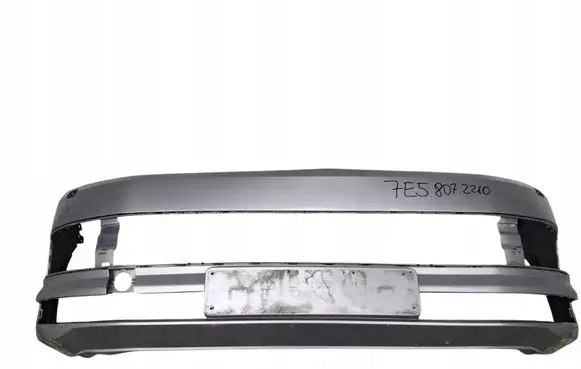 Volkswagen Transporter - Caravelle T6 Front bumper 7E5807221D
