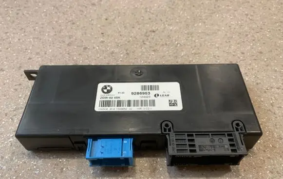 BMW X3 F25 Gateway control module 9286953