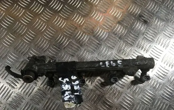 Volkswagen Golf IV Fuel injector 036133319 2280281 5937