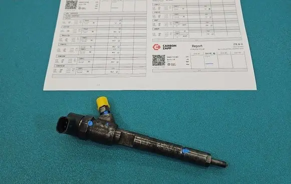 Opel Corsa D Fuel injector 0445110183 IMPRK1576314