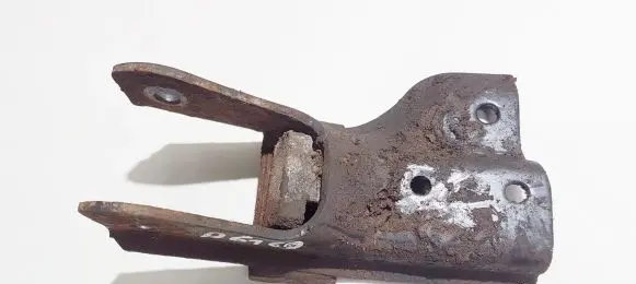 Hyundai Atos Classic Engine mounting bracket