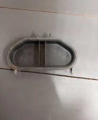 Seat Alhambra (Mk1) Headlight/headlamp dust cover 1305239193