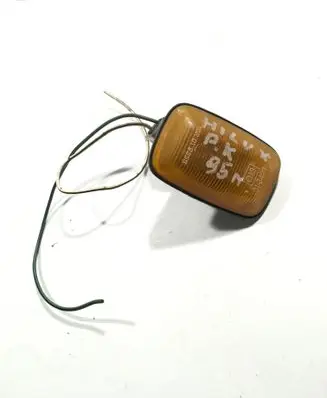 Toyota Hilux (N140, N150, N160, N170) Front fender indicator light 6R019356 E13013471