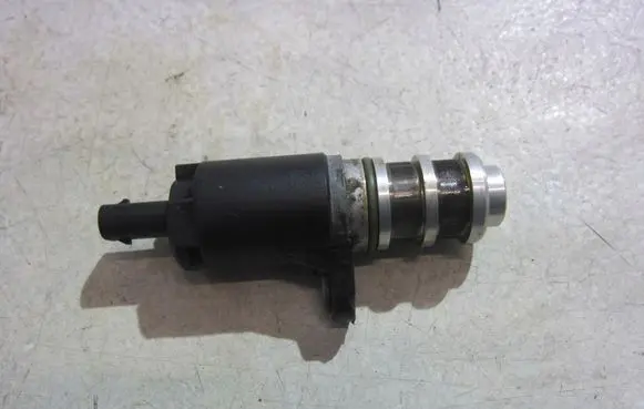 BMW X3 F25 Valve vacuum 7622768 11417622768 11417584989