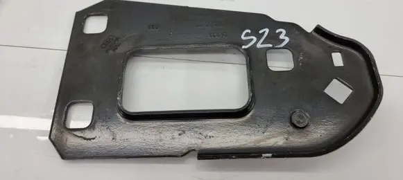 Audi A5 8T 8F Radiator support slam panel bracket 8K0805499