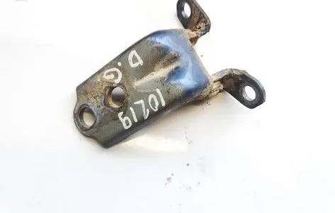 Subaru Outback Rear door lower hinge