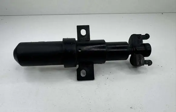 Volkswagen PASSAT B6 Headlight washer spray nozzle 1307030328 3C0955104A