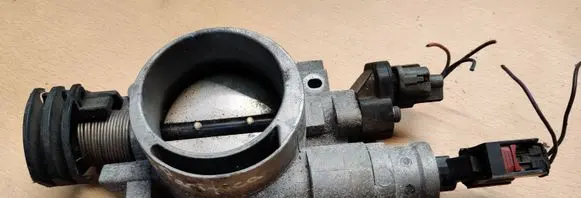 Chrysler Pacifica Throttle valve 04861692AA