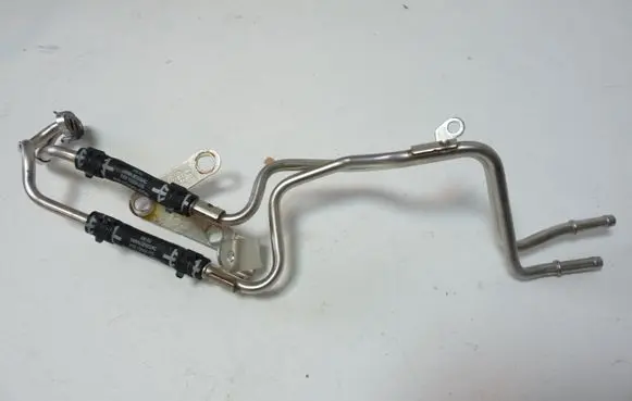 Volkswagen Up Turbo turbocharger oiling pipe/hose 04C122447B