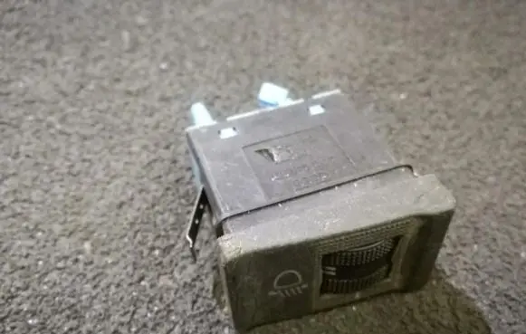 Audi 100 S4 C4 Headlight level height control switch 4a0941301