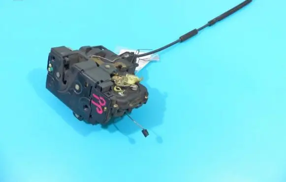 Skoda Octavia Mk1 (1U) Front door lock IMPRK1218073