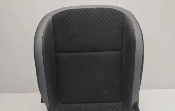 Nissan Juke II F16 Front passenger seat console base 