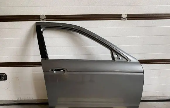 Jaguar S-Type Front door