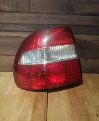 Volvo S40, V40 Rear/tail lights