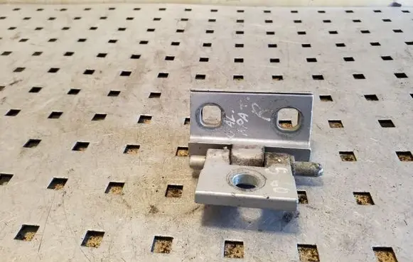 Volvo S60 Rear door lower hinge