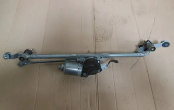 Jeep Renegade Front wiper linkage and motor 68267701AA