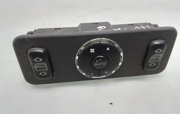 Mercedes-Benz ML W163 Climate control unit A1638200326