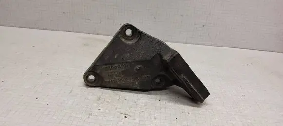 Opel Zafira B Engine mounting bracket 13125628 332253673