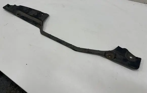 BMW 5 G30 G31 G38 Rear bumper underbody cover/under tray 7399329