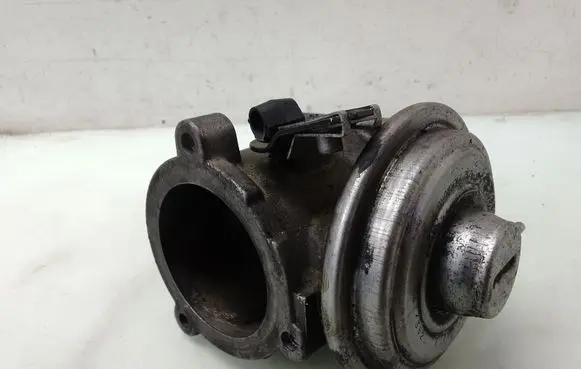 BMW 5 E60 E61 EGR valve 7791480