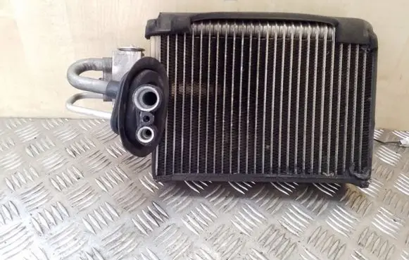 Subaru Forester SG Air conditioning (A/C) radiator (interior) 