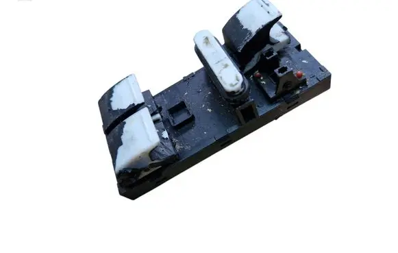 Volkswagen Touareg I Electric window control switch 7L6959857A