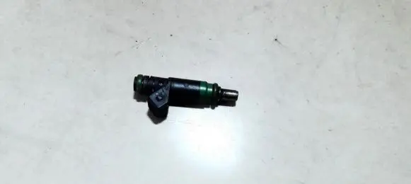 Ford Focus Fuel injector 98mfba 9f593