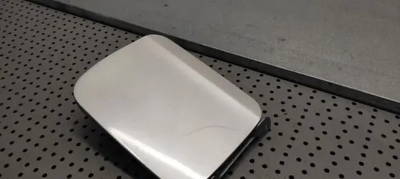 Subaru Legacy Fuel tank cap