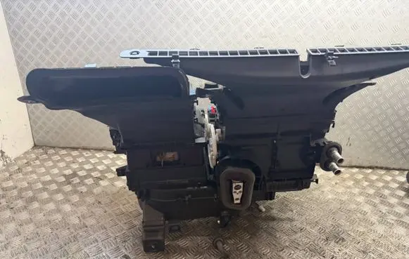 Toyota Yaris Interior heater climate box assembly 870500D301