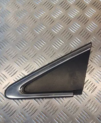 Toyota Avensis T270 Other front door trim element 6011805020