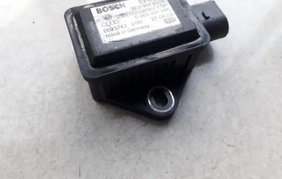 Volkswagen PASSAT B5.5 ESP acceleration yaw rate sensor 0265005245 8E0907637A