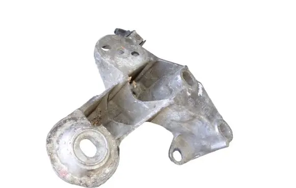 Audi A4 S4 B6 8E 8H Engine mounting bracket 8E0199352F