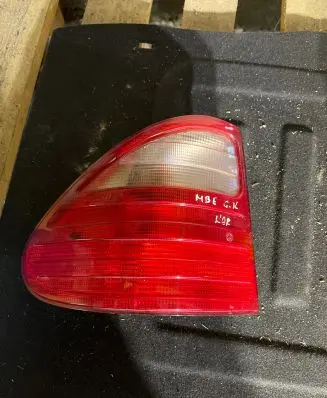 Mercedes-Benz E W210 Rear/tail lights A2108204764 18201K