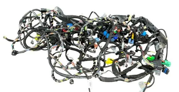 Dacia Duster II Engine installation wiring loom P240105380R 27643 060421