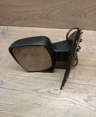Mercedes-Benz Vito Viano W638 Front door electric wing mirror 015825