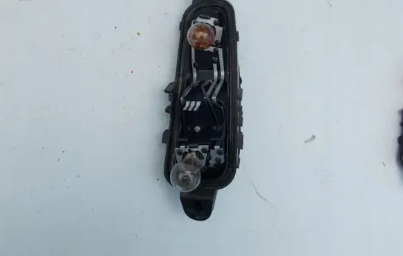 Fiat Punto Evo Tail light bulb cover holder 20393751