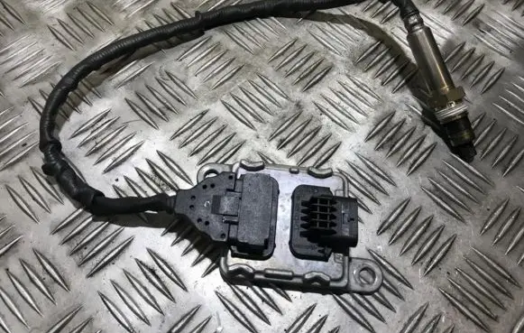 Mercedes-Benz E W213 Lambda probe sensor a0009057108 ns11a17g17b