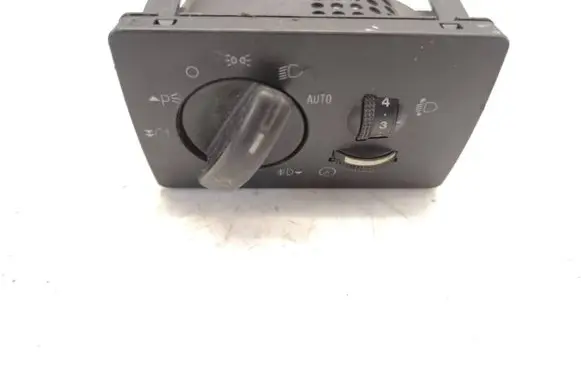 Ford Focus Light switch 7M5T13A024CA