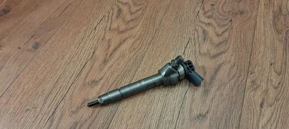 BMW 3 F30 F35 F31 Fuel injector 7810702