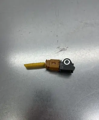 Hyundai Santa Fe Airbag deployment crash/impact sensor 959302W000