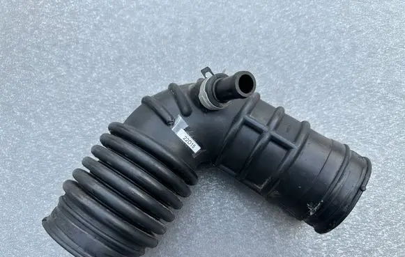 Nissan King Cab, Navara Intercooler hose/pipe 16578VK500